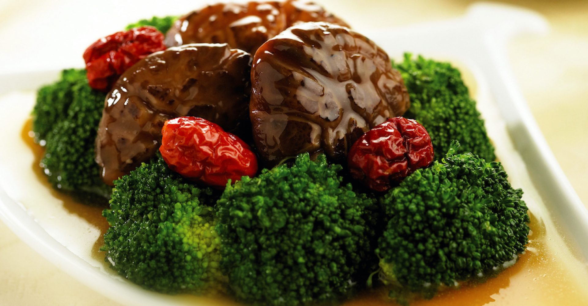 Broccoli with Huiji Health Tonic-02